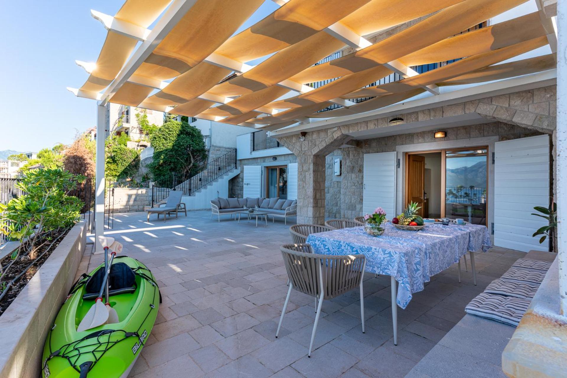 Villas Plitka ティヴァト エクステリア 写真